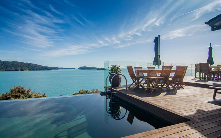 A quiet Abel Tasman National Park luxury accommodation retreat and wellness spa hideaway, built high above Tasman Bay, offers both every indulgence as well as the additional promise of exceptional good health.